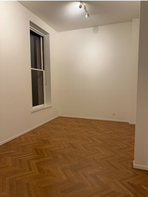 Building Photo - 355 Buena Vista Ave E