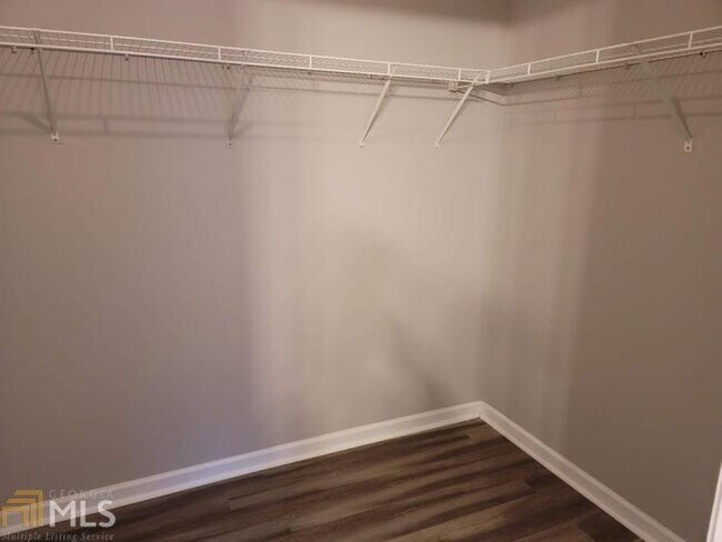 Building Photo - 4 bedroom in Atlanta GA 30349