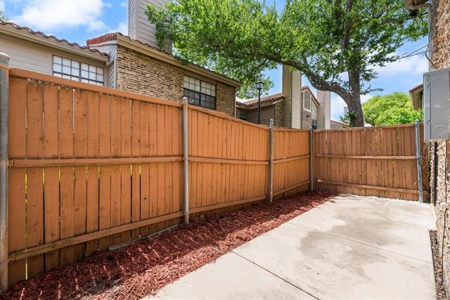 Building Photo - 859 Dublin Dr