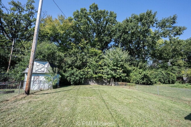 Building Photo - 3026 S Rybolt Ave