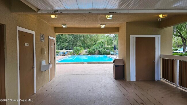 Building Photo - 1641 Sunny Brook Ln