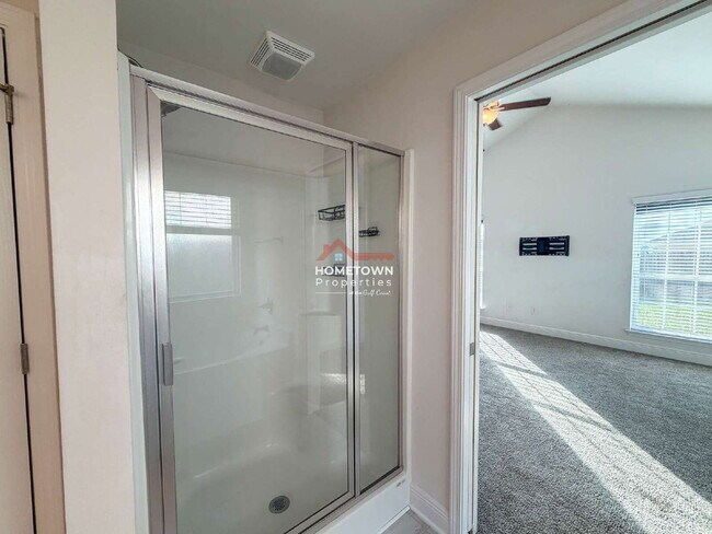 Building Photo - 5738 Dunridge Drive