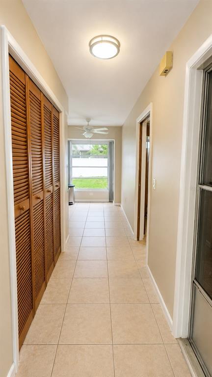 Building Photo - 3435 Dunbar Dr