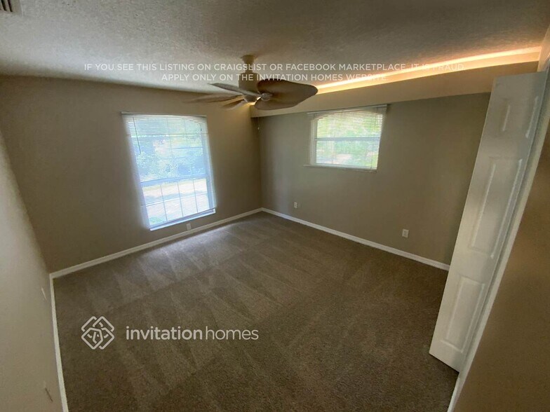 Building Photo - 4540 San Clerc Rd