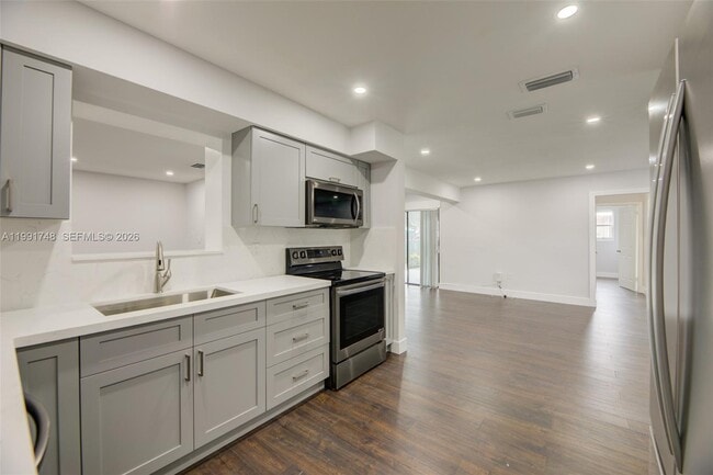 Building Photo - 7811 NW 10th St