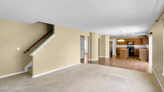 Building Photo - 17013 Green Crest Ln