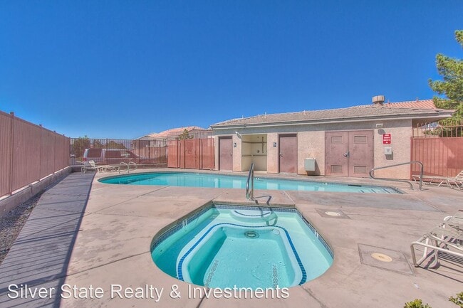 Building Photo - 2 br, 2.5 bath House - 6578 MARILYN MONROE...