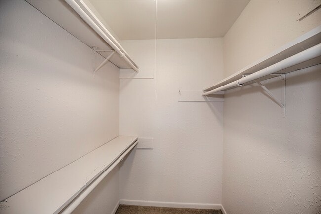 Building Photo - 4809 39th St E