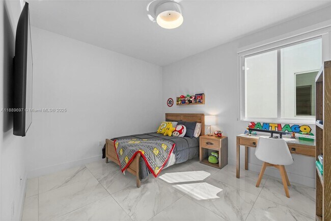 Building Photo - 9730 NW 75th Terrace