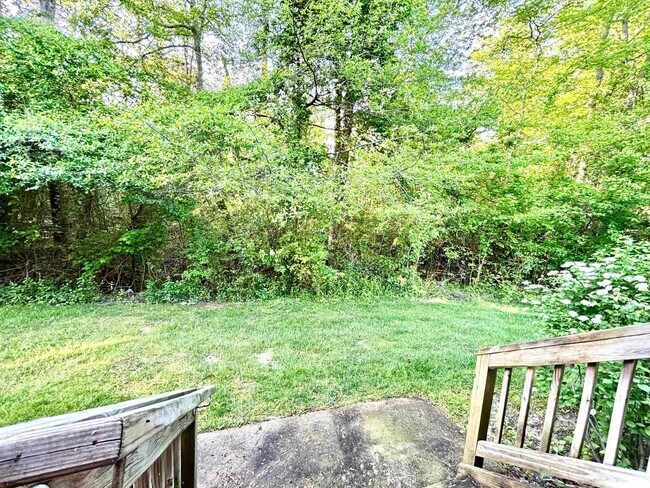 Building Photo - 27 Oyster Bay