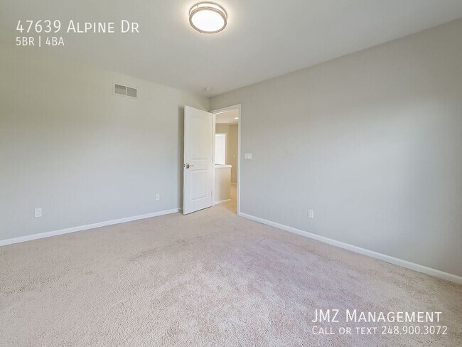 Building Photo - 47639 Alpine Dr