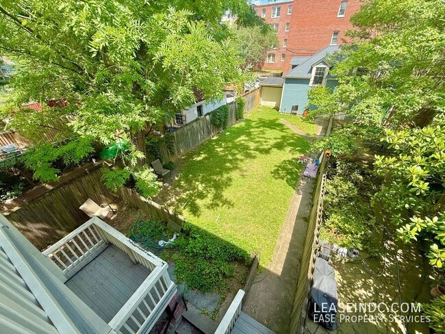 Building Photo - 3307 18th St NW