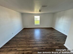 Building Photo - 210 Butternut Blvd