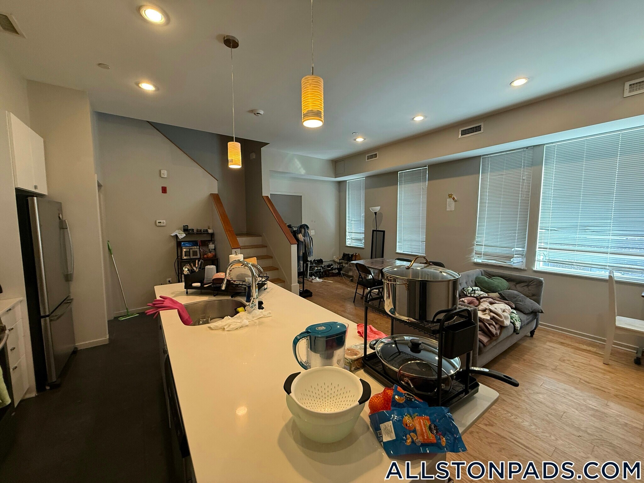 Building Photo - 53 Glenville Ave