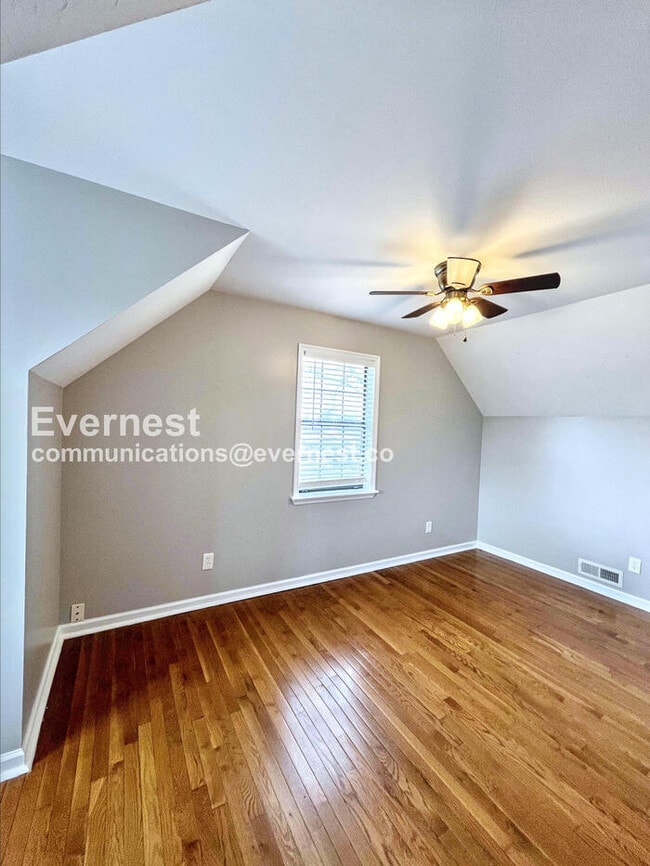 Building Photo - 408 Malibu Canyon Dr