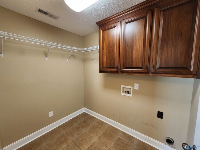 Building Photo - 25751 Caldera Dr