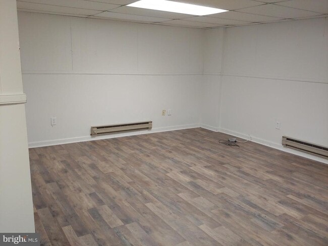 Building Photo - 214 Stonybrook Dr