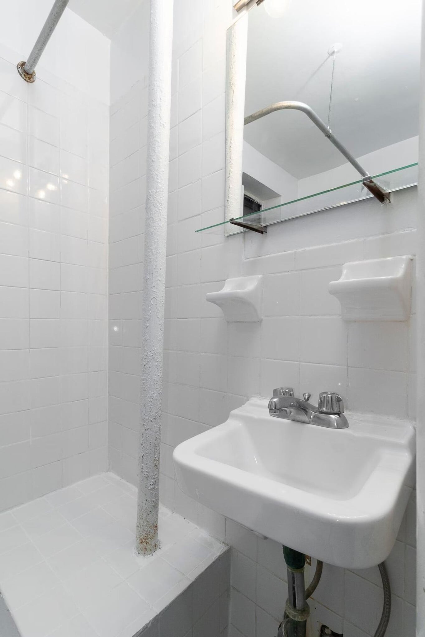 Building Photo - 155 E 92nd St