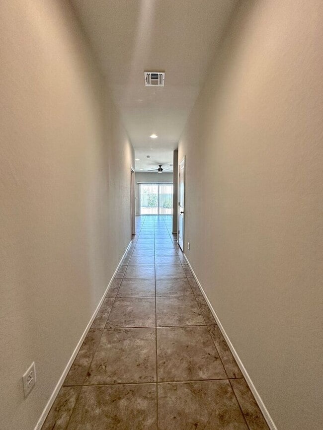 Building Photo - Large Backyard with this 4-bedroom, 2-bath...