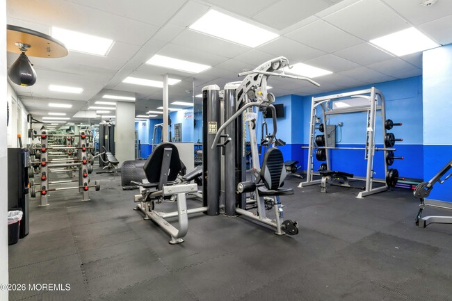 Building Photo - 1 Scenic Dr