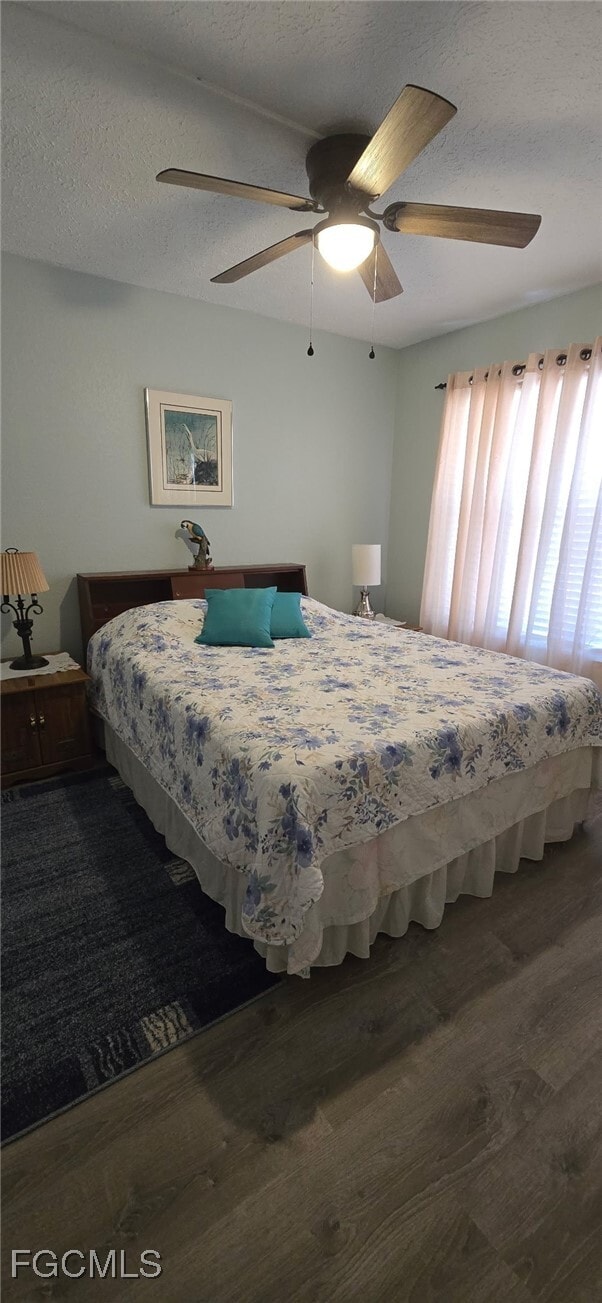 Building Photo - 434 Tudor Dr