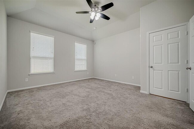 Building Photo - 3423 Hackberry Tree Ln