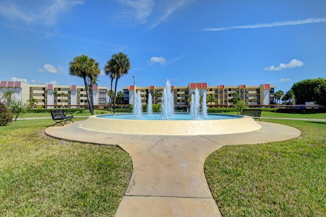 Building Photo - 23099 Barwood Ln N