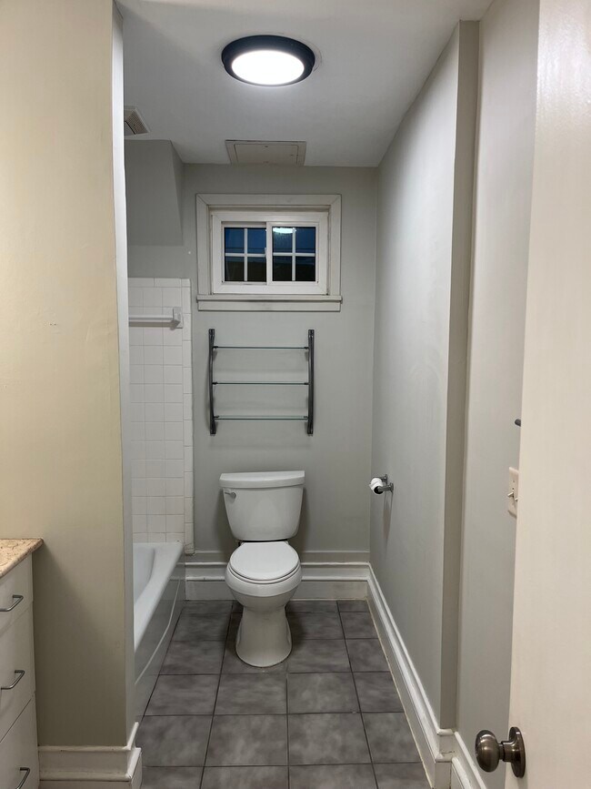Building Photo - Abercorn Apartment