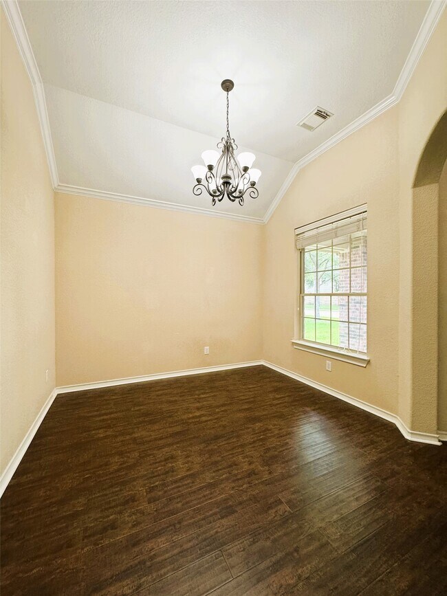 Building Photo - 5034 Big Meadow Ln