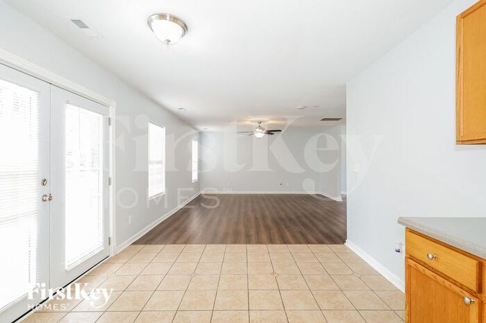 Building Photo - 16315 Circlegreen Dr