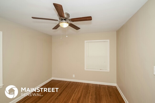Building Photo - 9248 Brookhurst Dr