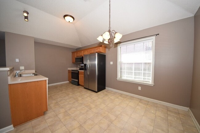 Building Photo - Wonderful 3 bed, 2 bath home near Shelby Farms Park.