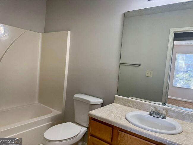 Building Photo - 5663 Windfall Ln