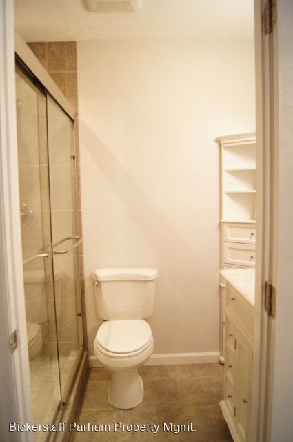 Building Photo - 4 br, 2 bath House - 5301 Rockhurst Drive