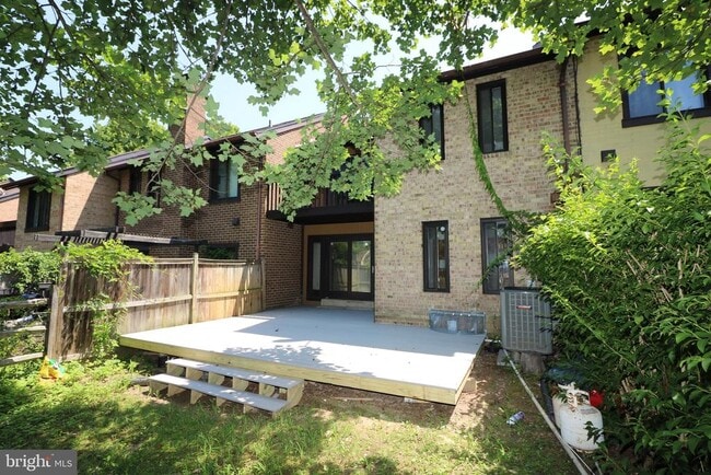 Building Photo - 20404 Shadow Oak Ct