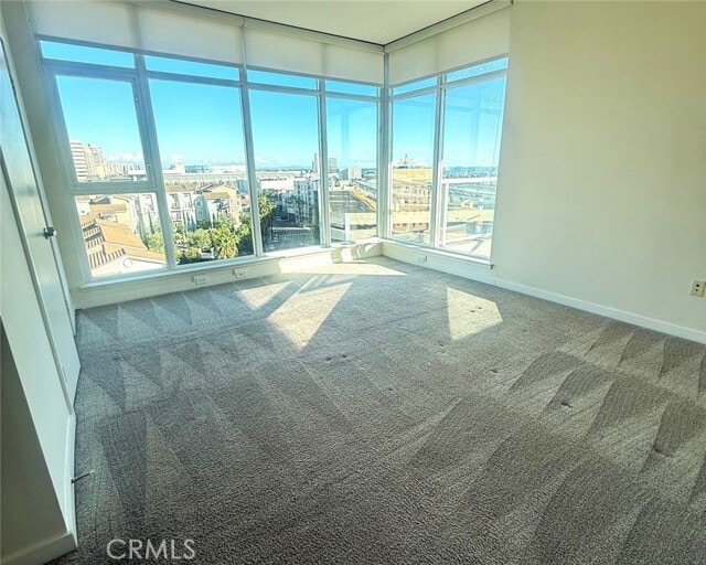 Building Photo - 411 W Seaside Way