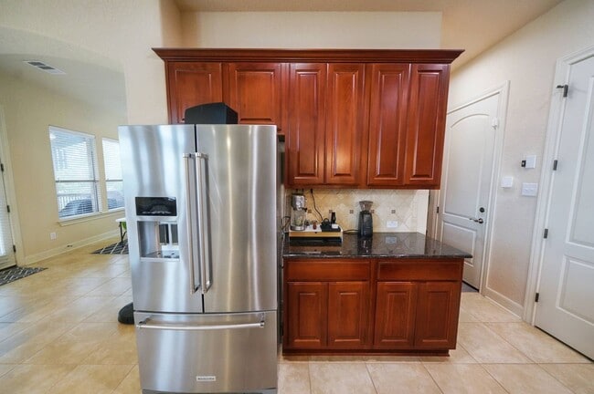 Building Photo - Executive Style Home Now Available in Ston...
