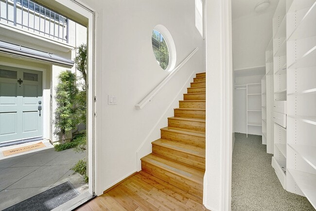 Building Photo - Newport Coast gated community, available now