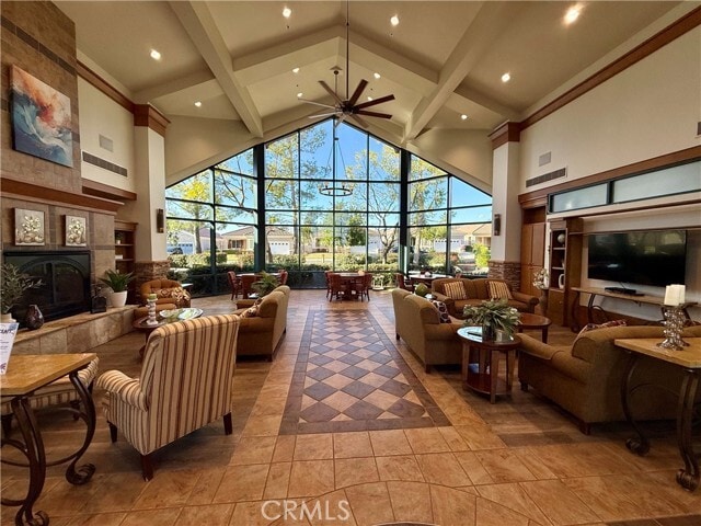 Building Photo - 924 Essex Rd