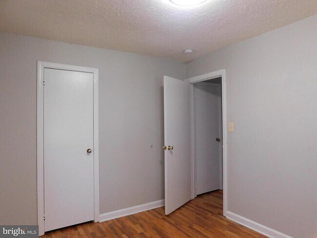 Building Photo - 2251 Senseny Rd