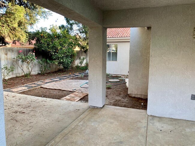 Building Photo - 5570 W Los Altos Ave