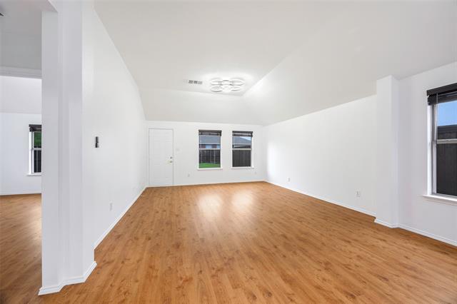 Building Photo - 1001 Campbell Dr