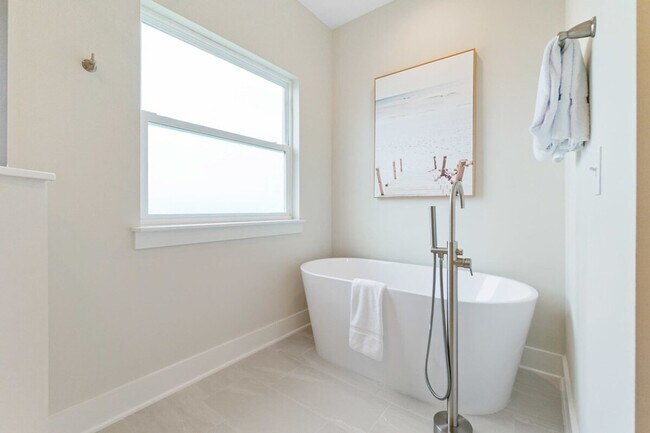 Building Photo - 6824 A1A S