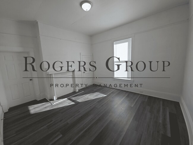 Building Photo - 121 Burwell Ave