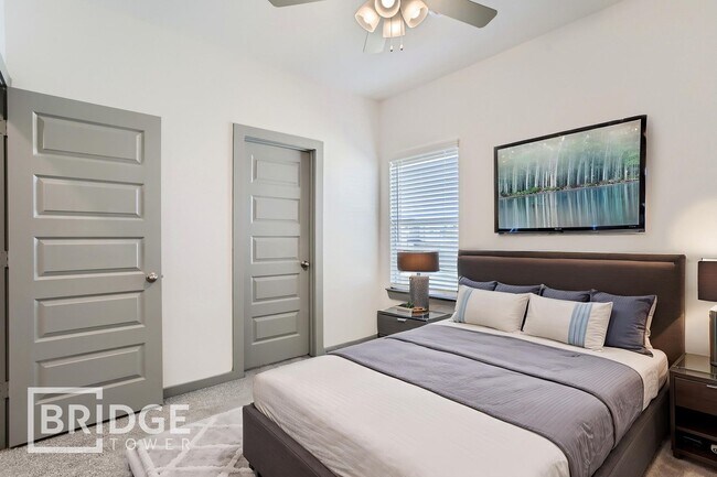 Building Photo - OXFORD PLAN