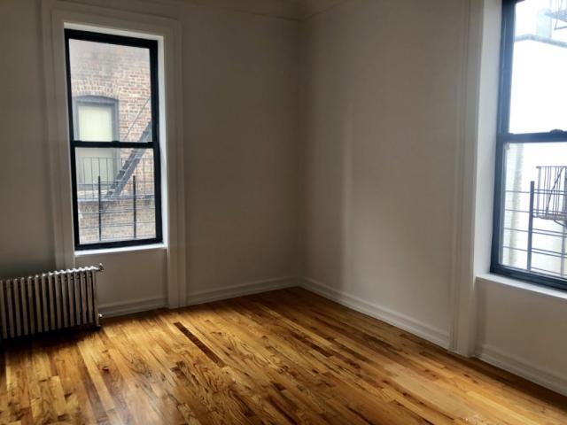 Building Photo - 3 bedroom in NEW YORK NY 10033