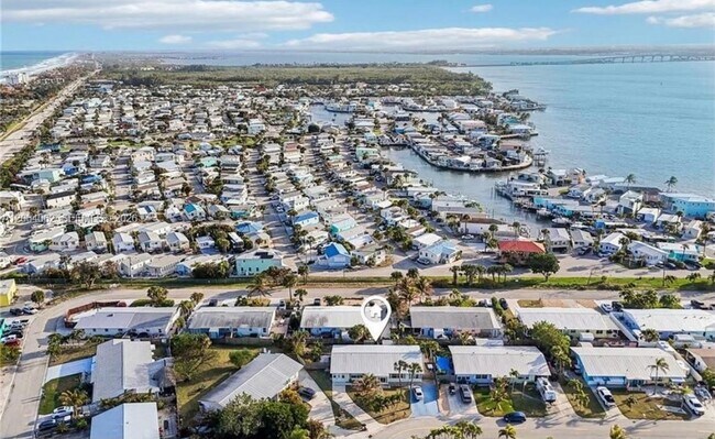 Building Photo - 86 N El Mar Dr
