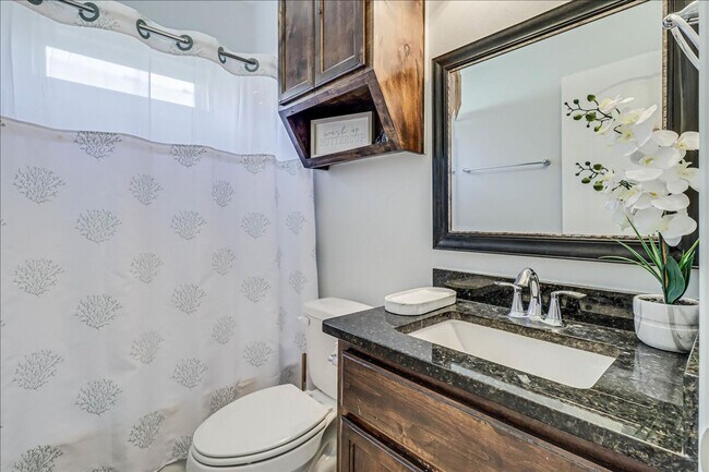 Building Photo - 7618 Quartz Dr