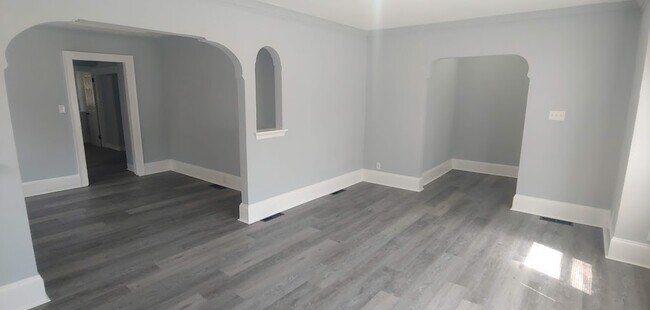 Building Photo - 4457 N 29th St