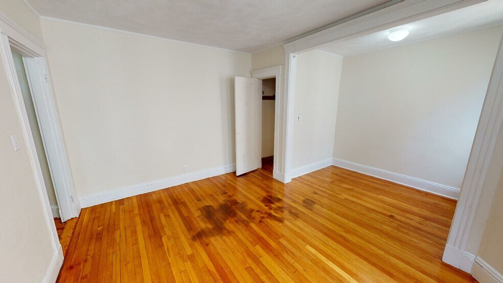 Building Photo - 1191 Boylston St
